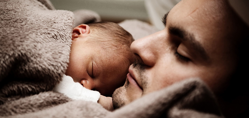 Кипрские отцы получит право на отпуск при рождении ребенка | CypLIVE