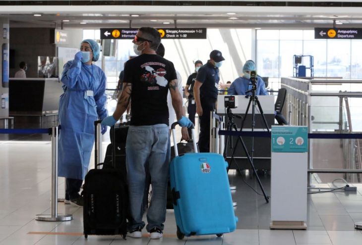 Экспресс-тесты на коронавирус в аэропортах Кипра: время ожидания — 90 минут