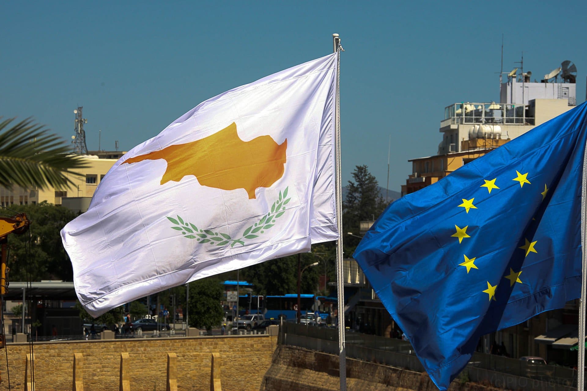 Кипр отменяет вето на санкции ЕС против России