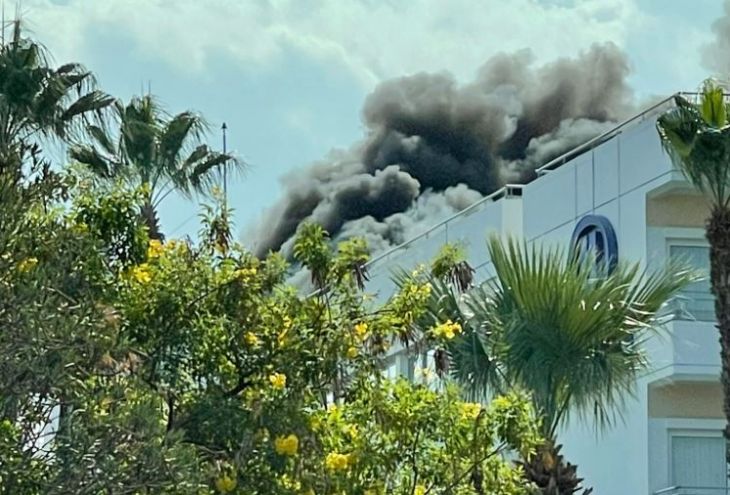 В столице Кипра загорелся 5-звездочный отель. Огонь потушили до приезда пожарных