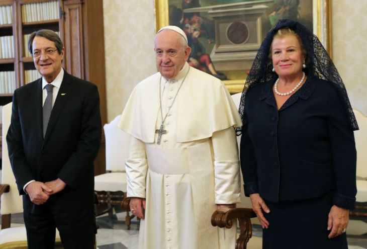 Папа римский посетит Кипр в 2020 году 