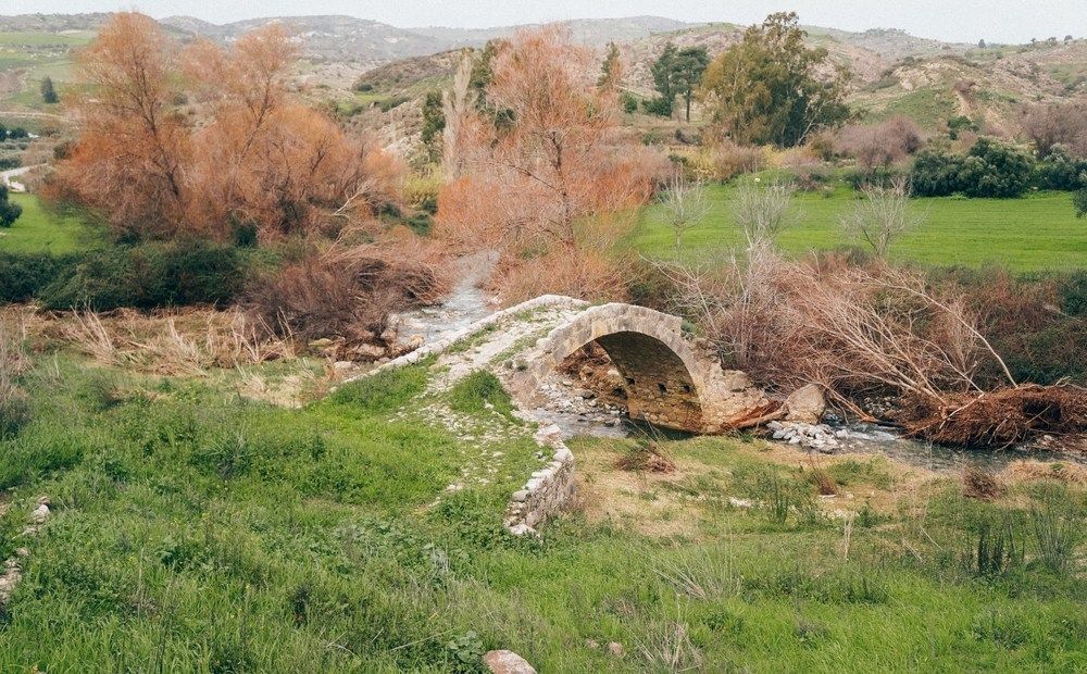 Венецианский мост в Скарфу под угрозой разрушения - Вестник Кипра