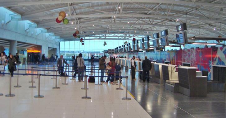 Рейсы Кипр-Великобритания выполняются нормально, несмотря на хаос в путешествиях по всей Европе