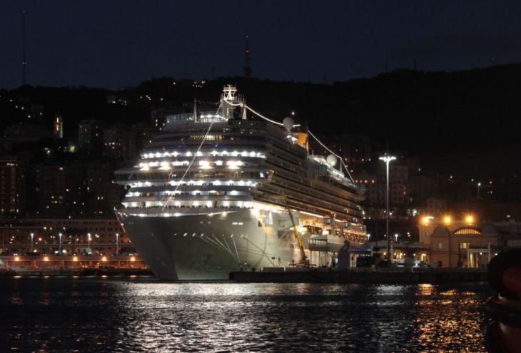 Ночью в Лимассол заходил итальянский круизный лайнер с более 80 зараженными коронавирусом 