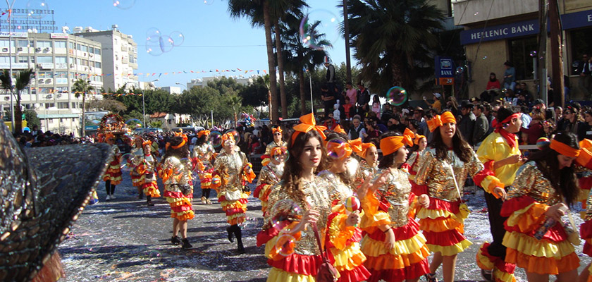 Дождливые выходные завершатся солнечном финалом кипрского карнавала | CypLIVE