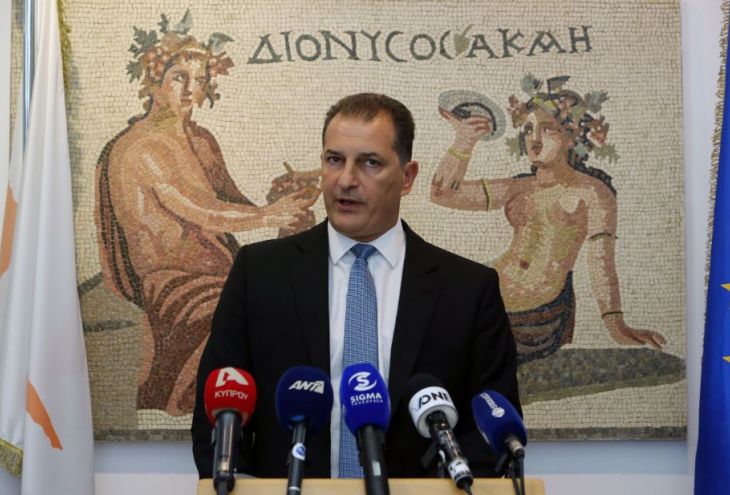 Министр энергетики Кипра опроверг слухи о больших запасах газа на участке №10