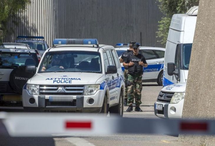 Полиция Кипра задержала двух мужчин, разыскиваемых властями Греции