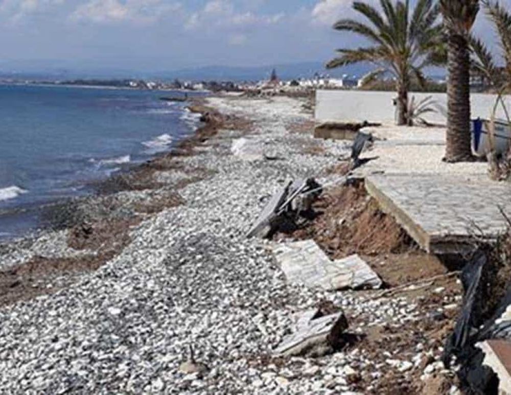 В Ороклини и Перволье разрушаются пляжи - Вестник Кипра