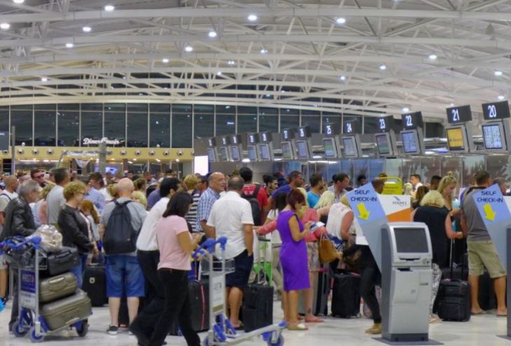 За год через аэропорты Республики Кипр прошли более 10 млн. пассажиров