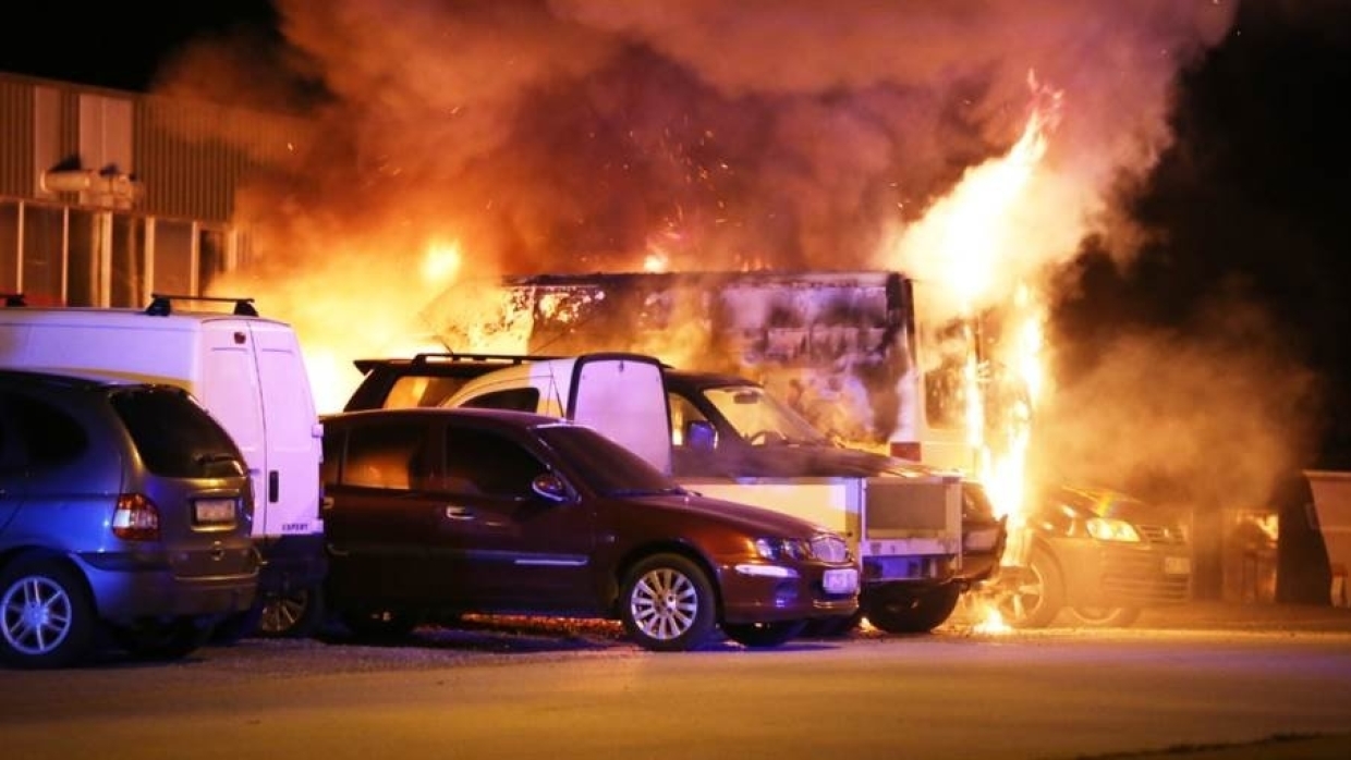 Ущерб от крупного автомобильного поджога в Лимассоле оценивают в 100 тыс. евро