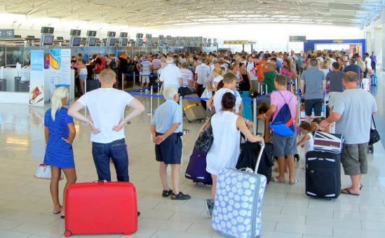 Аэропорты готовятся к самому сложному дню года - Вестник Кипра