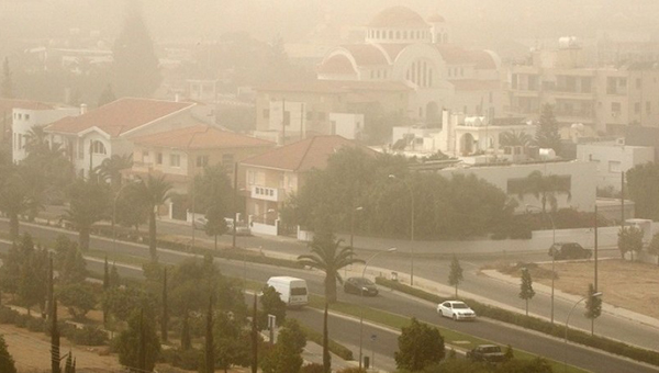 Пылевое облако из северной Африки приближается к Кипру | CypLIVE