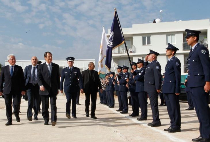 Президент Кипра помог построить полицейское управление в Паралимни 
