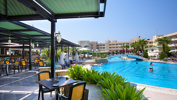 Отели Кипра предлагают специальные тарифы для местных жителей | CypLIVE