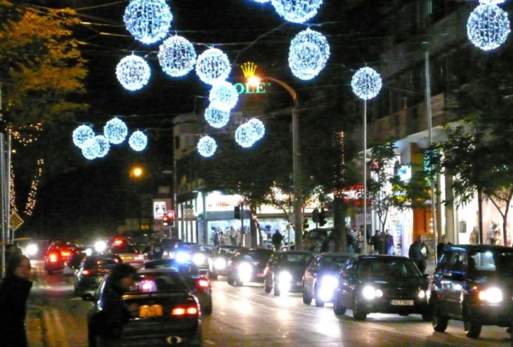 Муниципалитеты Кипра сократят расходы электроэнергии на праздничную подсветку во время Рождества?!