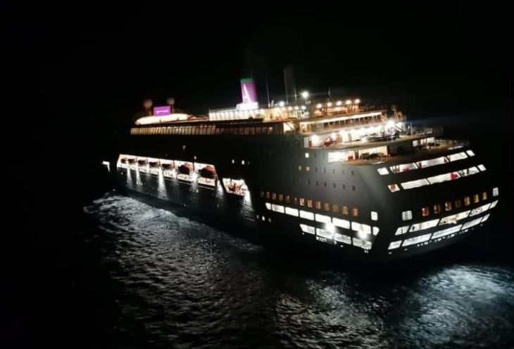 С борта круизного лайнера у берегов Кипра эвакуирован пассажир с симптомами сердечного приступа