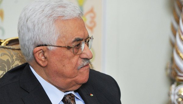 СМИ: Аббас подал в отставку с поста главы исполкома ООП