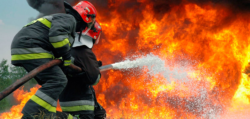 Пожарная служба Кипра напоминает о высоком риске возгораний | CypLIVE