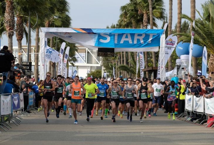 В марафоне на Кипре победил кениец Кипругут 