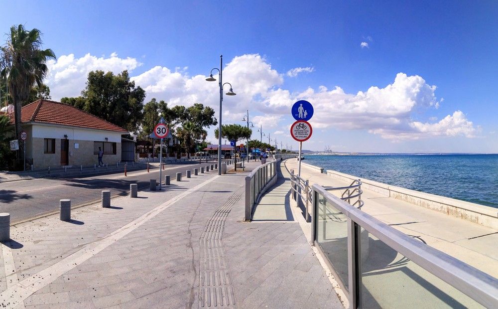 Туристов все меньше и меньше - Вестник Кипра