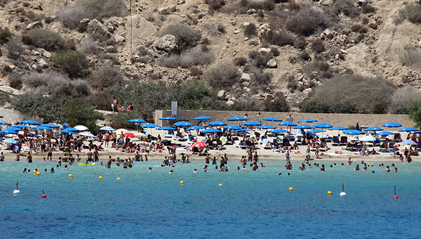 На Кипре фиксируется рекордное количество туристов | CypLIVE