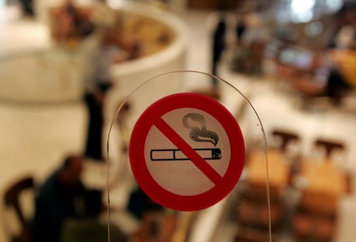 Полиция Кипра будет сутки бороться с продажей сигарет подросткам 