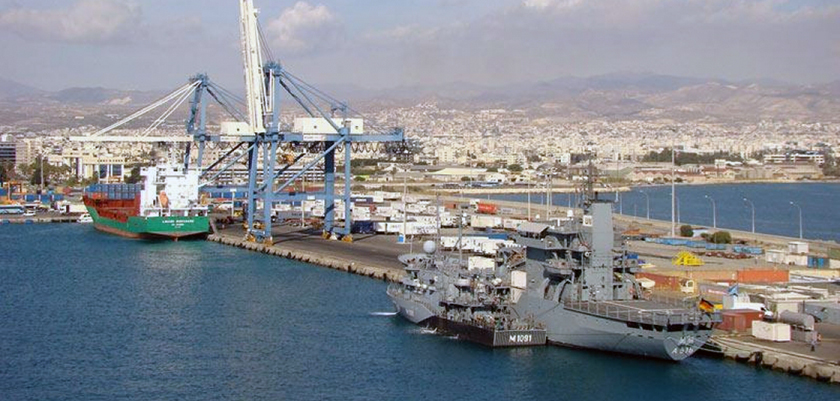 В порт Ларнаки прибыл новый корабль ВМС Кипра | CypLIVE