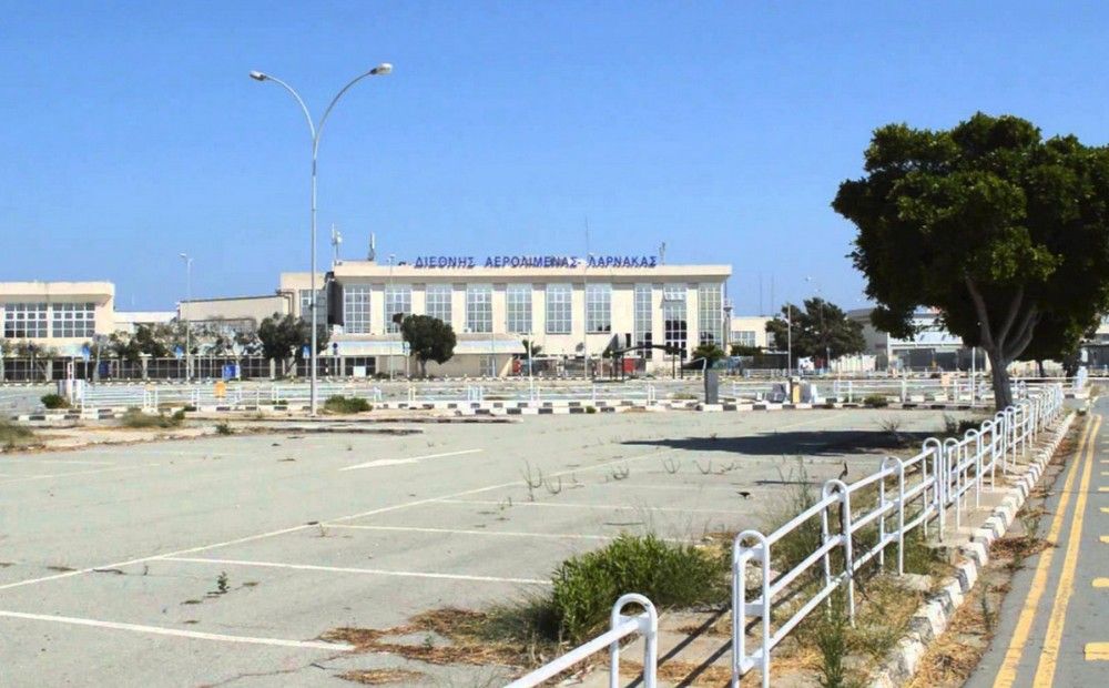 Минтранс обсудит будущее старого аэропорта Ларнаки - Вестник Кипра
