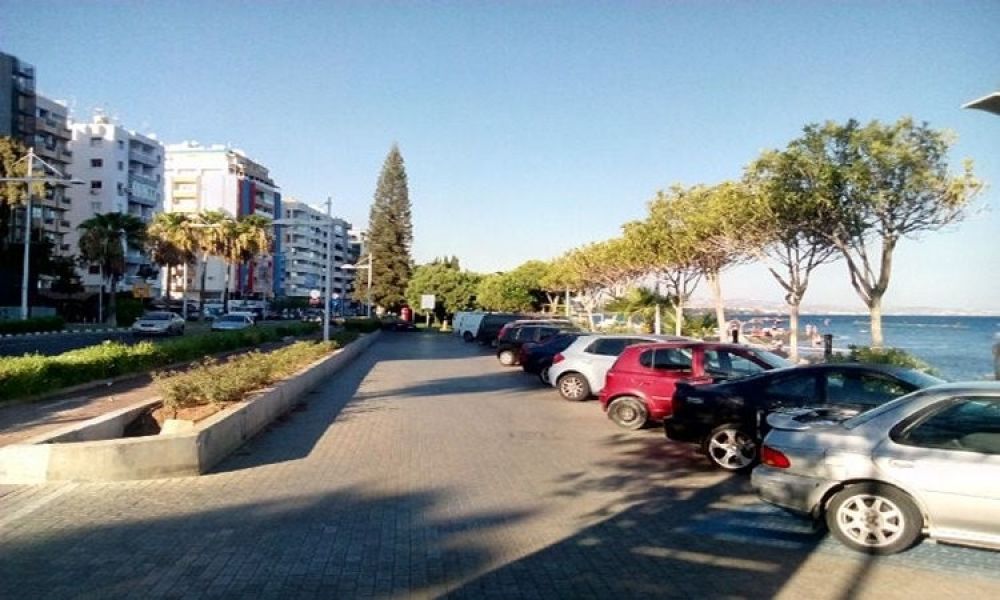 В Лимассоле появились 6 «умных парковок» (карта) - Вестник Кипра