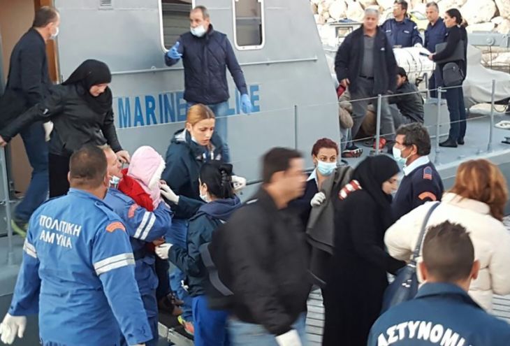 У мыса Греко спасены 20 беженцев из Сирии 
