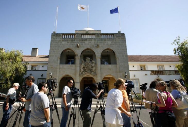 Генаудитор Кипра нашел в президентском дворце 11 грехов 