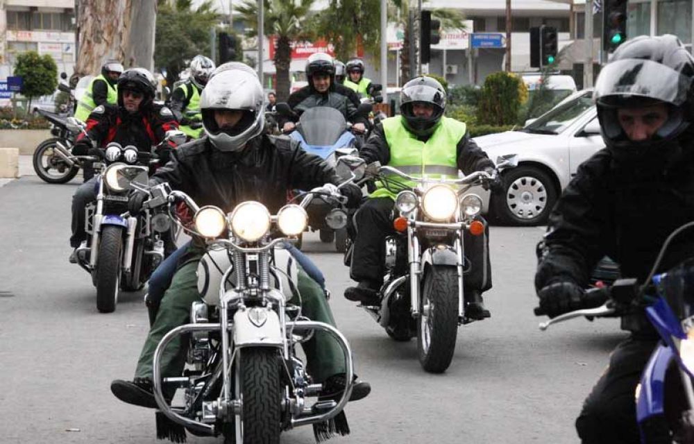 Ограничения для мотоциклистов ослабили - Вестник Кипра