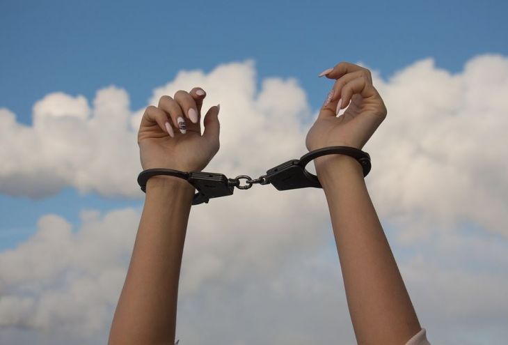 В Ларнаке арестована 19-летняя грабительница 
