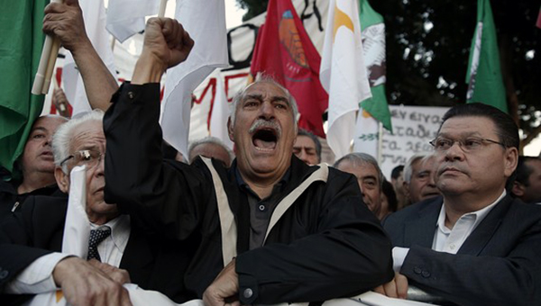 На Кипре предложили сажать за проведение забастовок