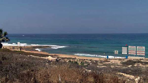 Смертельное течение у берега кипрского курорта унесло 15 жизней за последнее десятилетие | CypLIVE