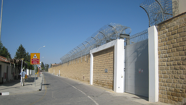 Кипрский тюремщик пойдет под суд | CypLIVE