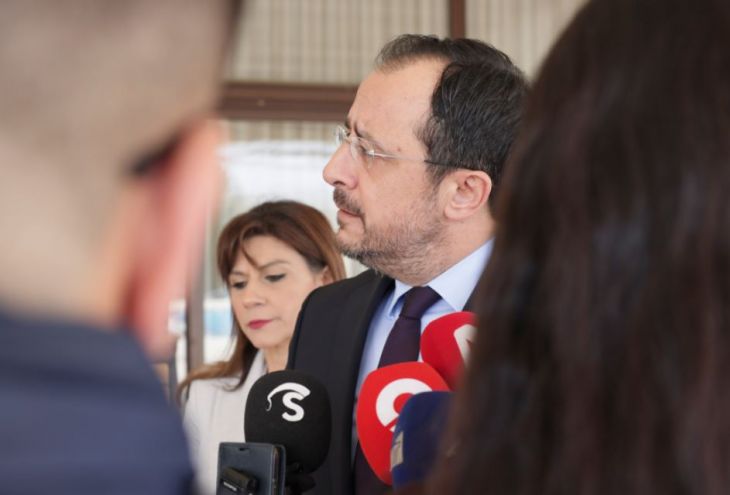 Президент Кипра летит в Ливан, чтобы остановить поток сирийских беженцев из этой страны 