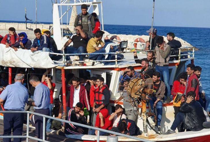 Беженцев из Сирии оказалось в лодке не 50, а 101