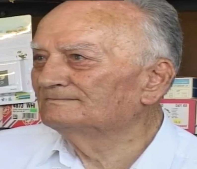 Гражданин Кипра отдал грекам свою пенсию 