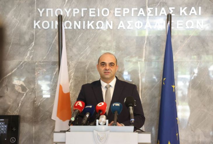 Срок оплачиваемого декретного отпуска на Кипре будет продлен на месяц. В случае рождения первого ребенка