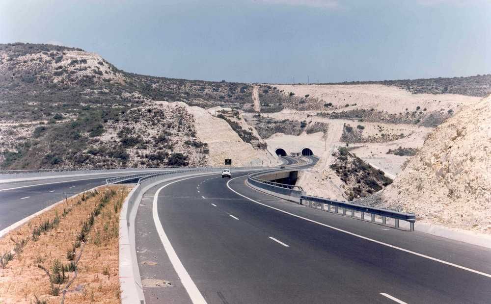 Сайт о дорогах, парковках и автобусных маршрутах - Вестник Кипра
