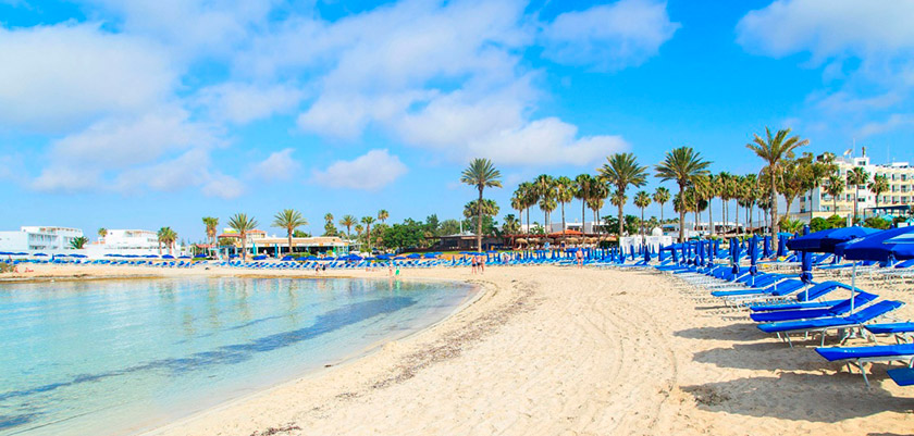 Власти Кипра одобрили торговлю пляжами | CypLIVE