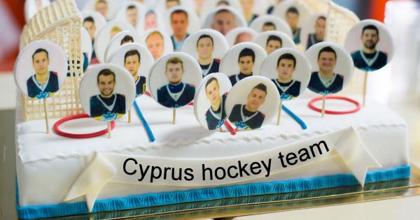 Традиционные кипрские забавы: хоккей, елки и сладости. Куда пойти на выходных на Кипре?