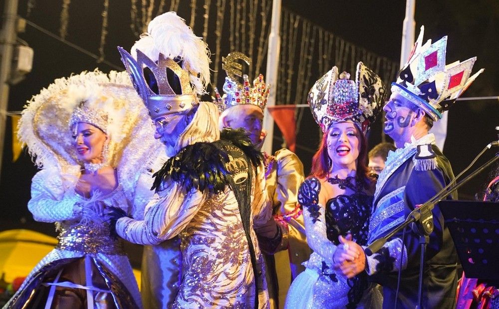 Парад-маскарад: танцуют все! - Вестник Кипра