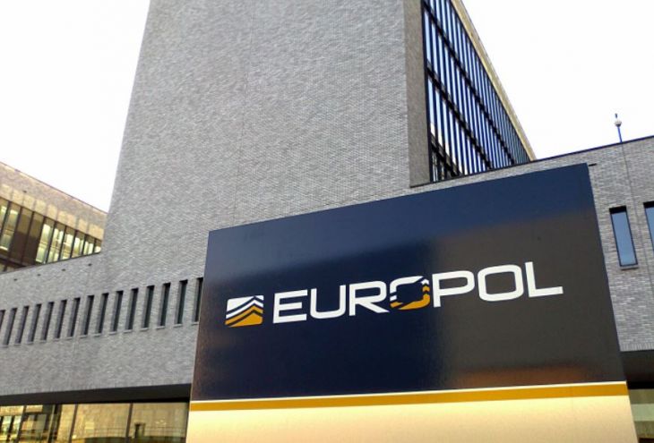 Европол прислал на Кипр двух офицеров для проверки беженцев