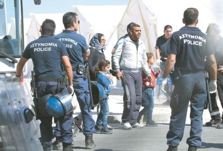 Кипр откажется от схемы «сначала депортация, потом апелляция»