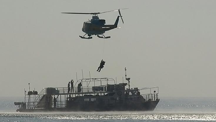 Член экипажа грузового судна доставлен в больницу Ларнаки на вертолете