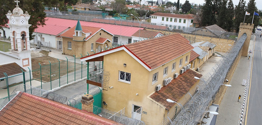 Первая леди Кипра посетила женскую тюрьму на острове | CypLIVE