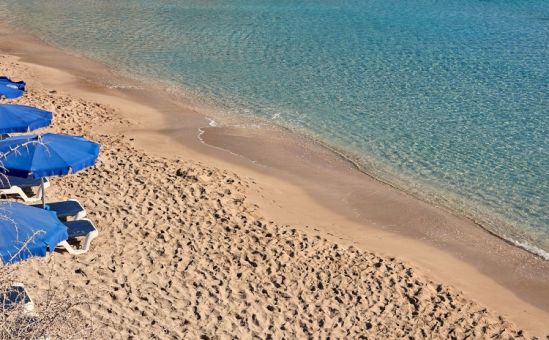Пляж Деринии готов к работе - Вестник Кипра