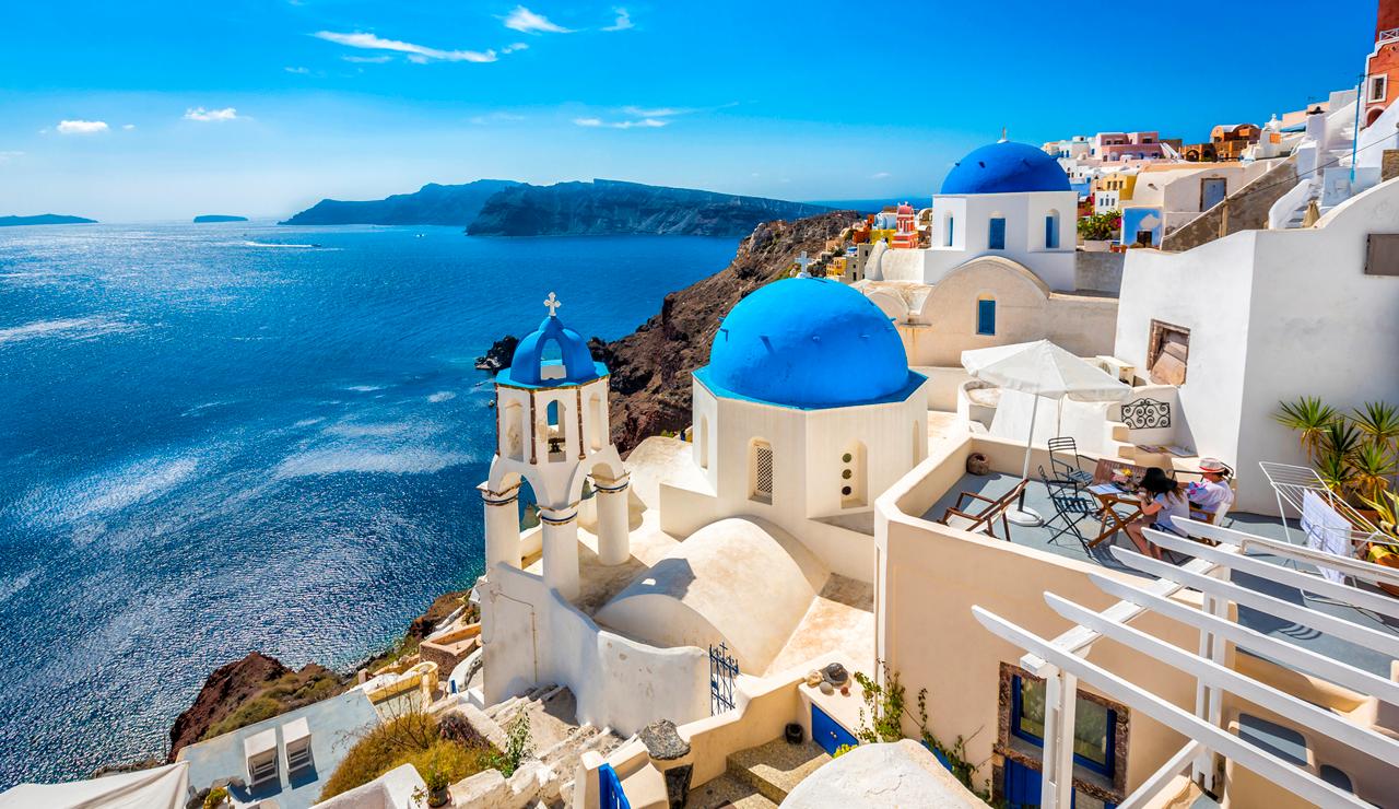 Кипр среди 29 стран в списке первой волны посетителей Греции